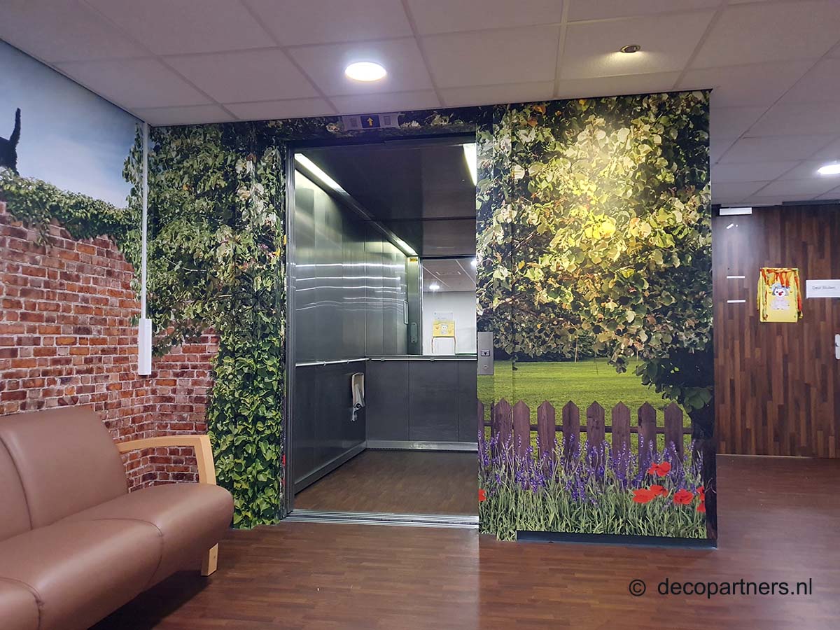 Lift bestickering ouderenzorg en dementie